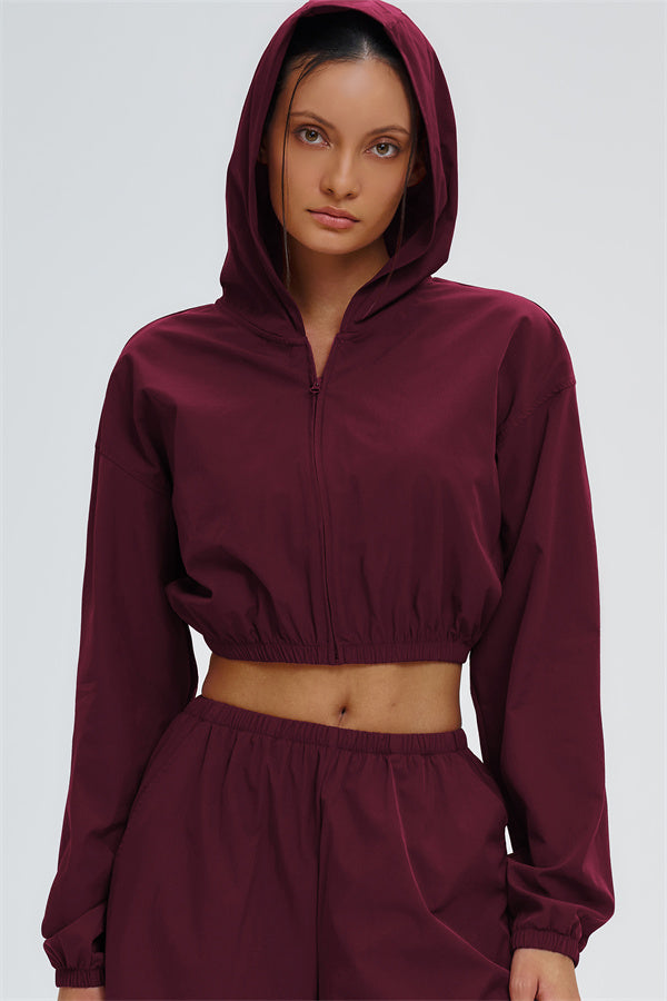 The Svelte UV protection Crop Hoodie Sweatpants 2-Piece Set