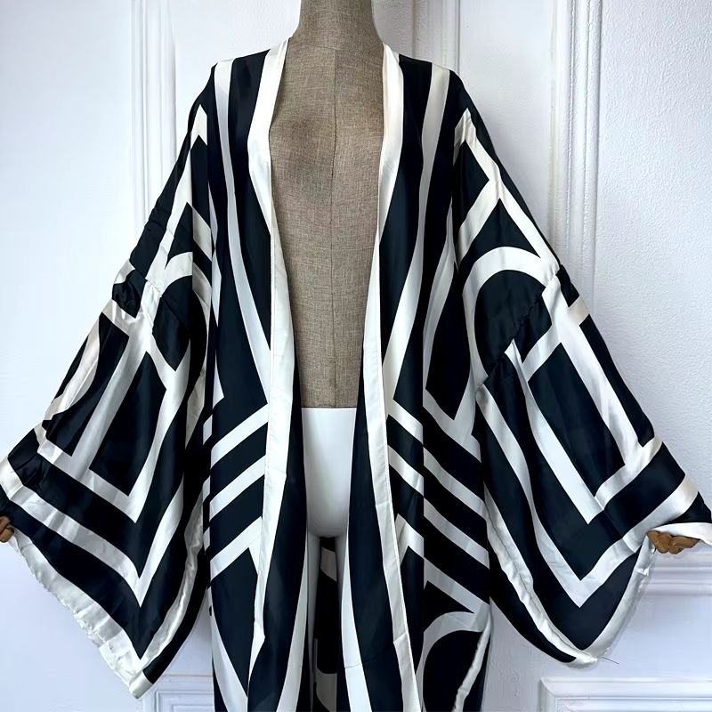 Kimono Robe – Midnight Maze Floral Beach Cover Up